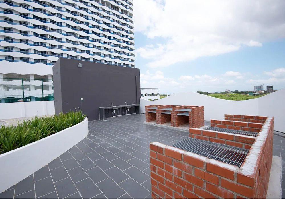 The Wave Melaka 4-6 Pax 5Mins To Jonker Apartment Exterior photo